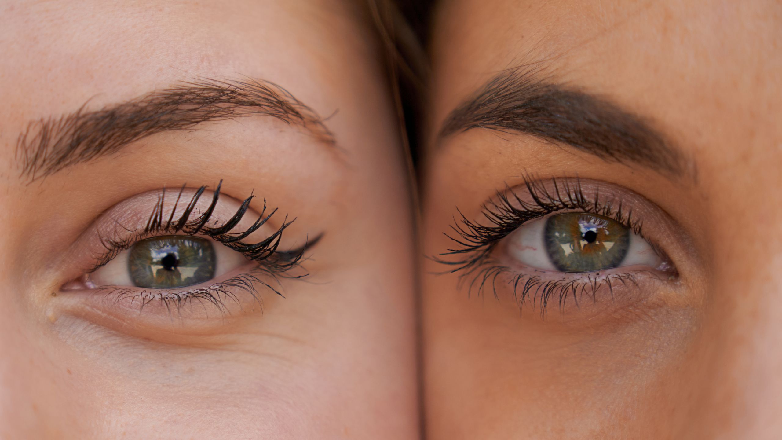 Lash Painting: How Makeup Artists Apply Perfect Mascara Without Clumping